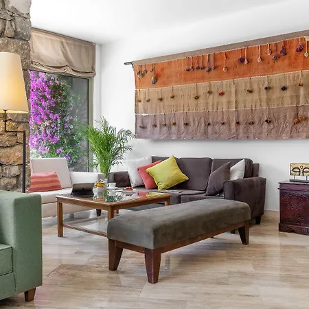 Marti La Perla (adults Only) مرمريس