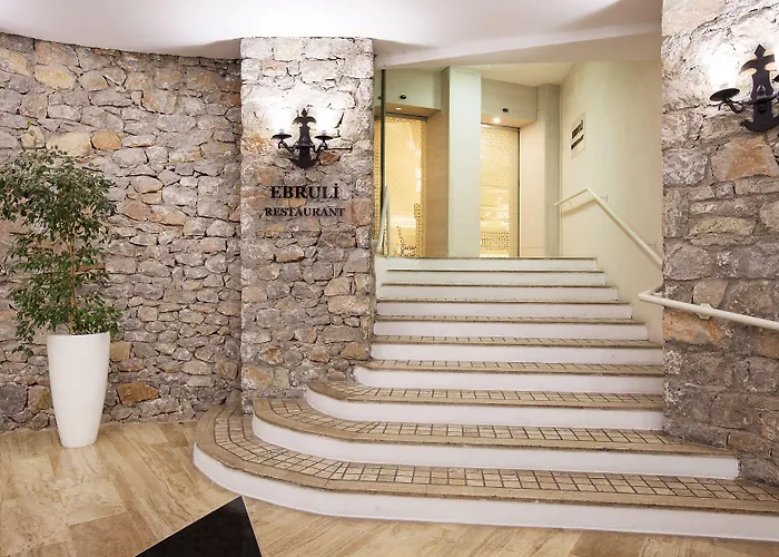 Marti La Perla (adults Only) مرمريس