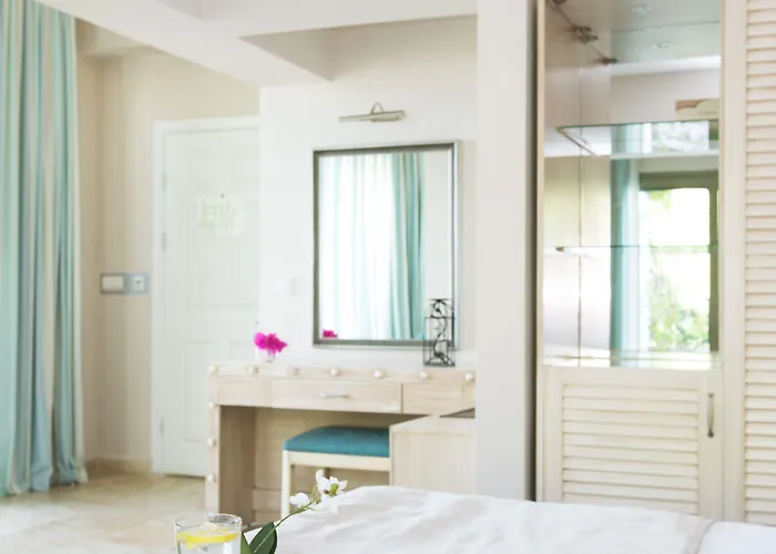 فندق Marti La Perla (adults Only) 4*