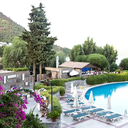 Marti La Perla (adults Only) Μαρμαρίς