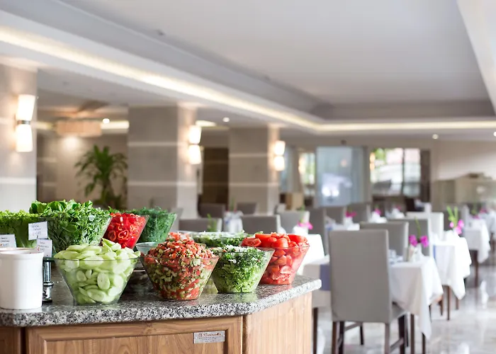 Marti La Perla (adults Only) מלון 4*