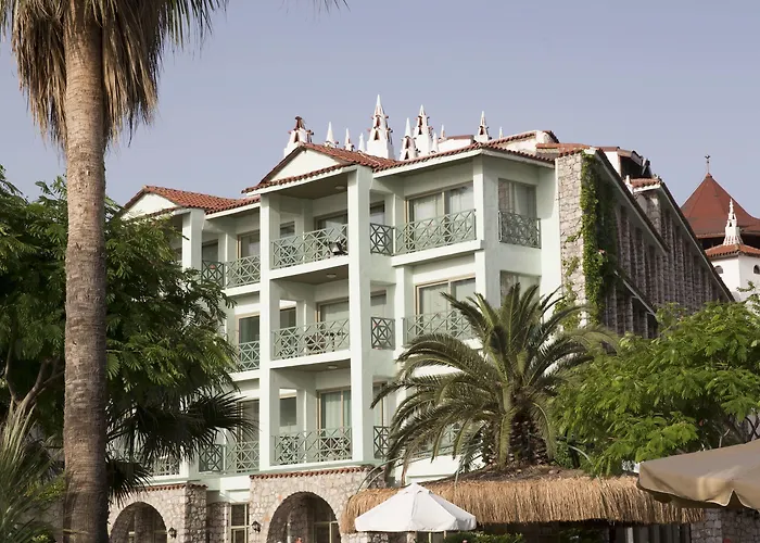 מלון Marti La Perla (adults Only) מרמריס