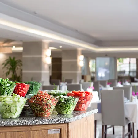 Marti La Perla (adults Only) מלון 4*