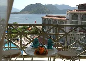 Marti La Perla (adults Only) Ичмелер