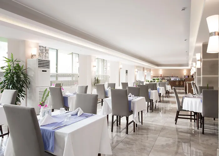 Marti La Perla (adults Only)